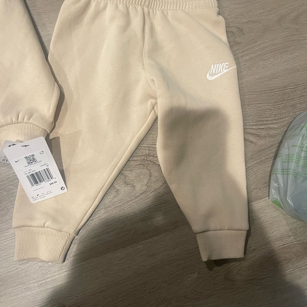 Nike Kids Sweatsuit